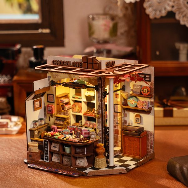 Rolife DIY Miniature Kit - Chocolate Shop