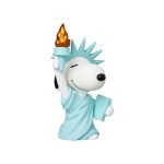 Snoopy & Peanuts Collectible Figure - Statue of Liberty Snoopy