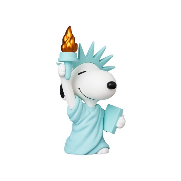 Snoopy & Peanuts Collectible Figure - Statue of Liberty Snoopy