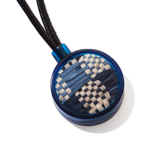 Finn Vita Pendant Necklace